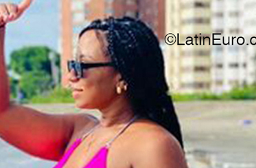 Date this exotic Colombia girl Laura from Cartagena CO33542