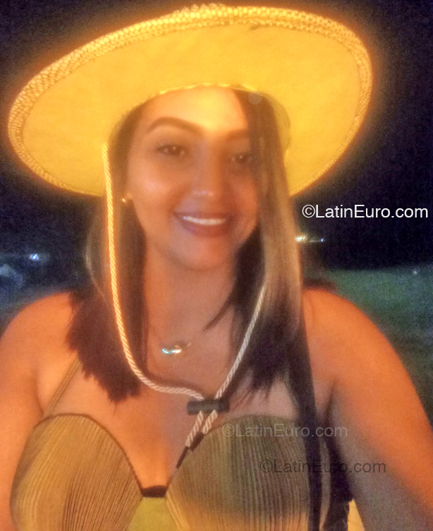 Date this passionate Dominican Republic girl Emeli from Puerto Plata DO54515