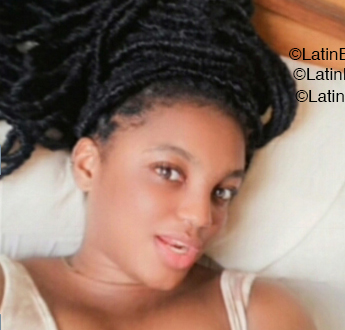 Date this hot Guinea girl Consuelo from Ecuatorial Guinee GN19