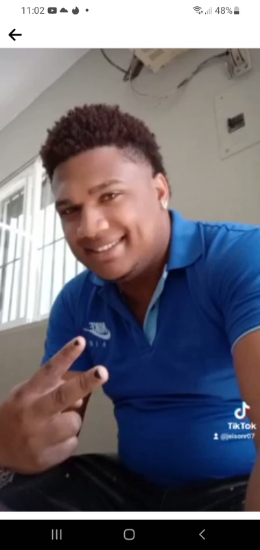 Date this athletic Dominican Republic man Victor from Santiago DO54927