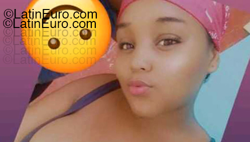 Date this young Dominican Republic girl Yelizabeth from Santo Domingo DO55155