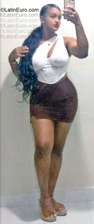 Date this good-looking Dominican Republic girl Ruberlina from Santo Domingo Este DO55369