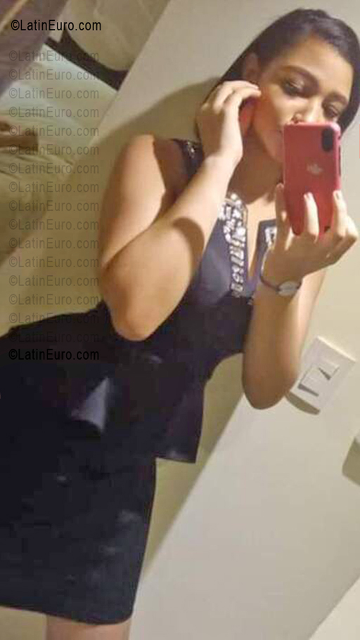 Date this happy Dominican Republic girl Noelia from Santo Domingo Este &amp;nbsp;(santo Domingo) DO55644