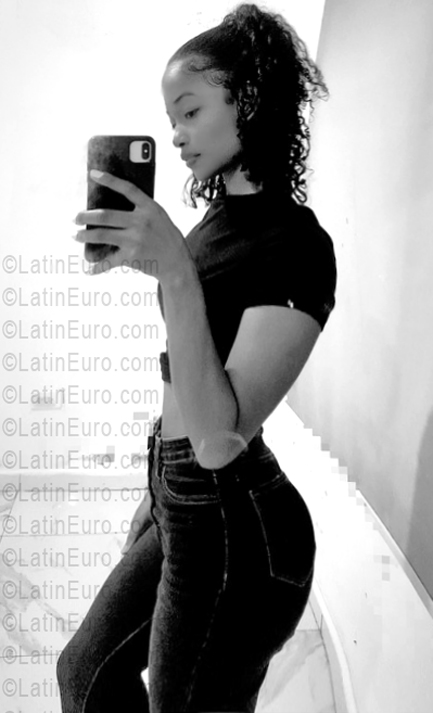 Date this exotic Dominican Republic girl Jade from Santo Domingo DO55667