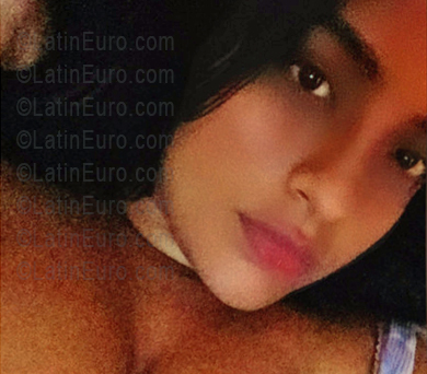 Date this hard body Dominican Republic girl Yulisy from Santo Domingo DO55732