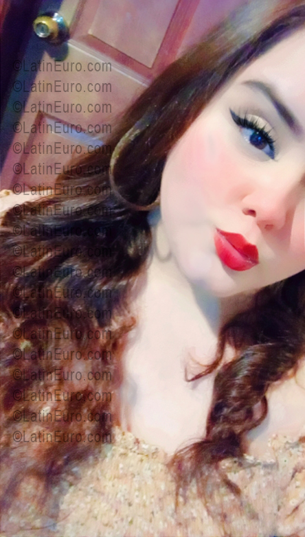 Date this passionate Honduras girl Isela from San Pedro Sula HN2994