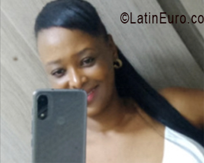 Date this tall Colombia girl Johana from Cali CO33554