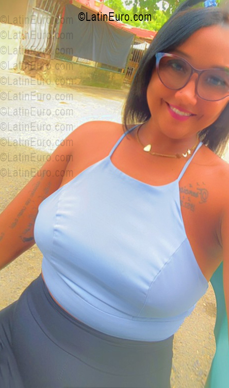 Date this gorgeous Dominican Republic girl Indebel from Puerto Plata DO56024