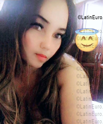 Date this hot Dominican Republic girl Merlin from Santo Domingo DO56029