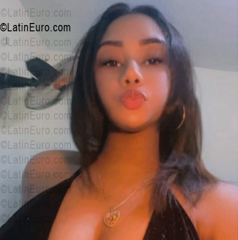 Date this beautiful Dominican Republic girl Kpook from Santo Domingo DO56137