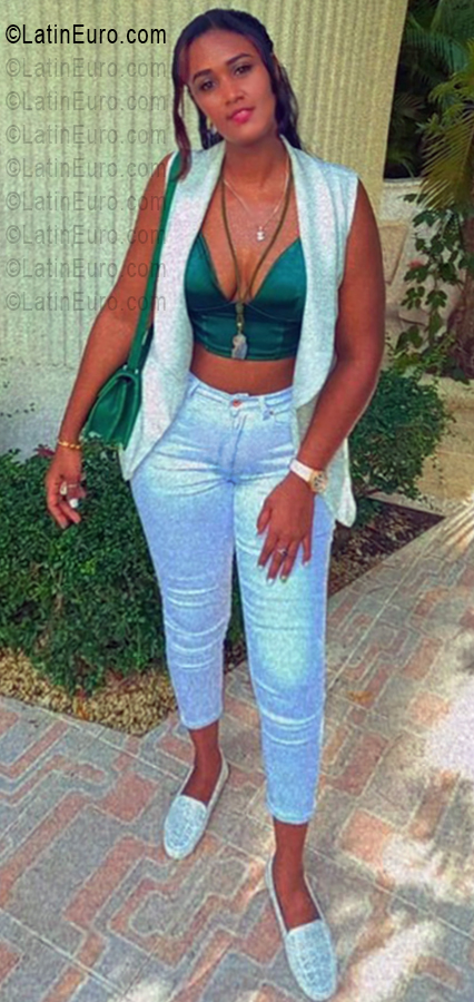 Date this georgeous Dominican Republic girl Manuela from Santo Domingo DO56207
