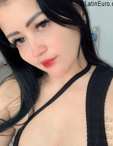 Date this fun Colombia girl Camila from Bucaramanga CO33703