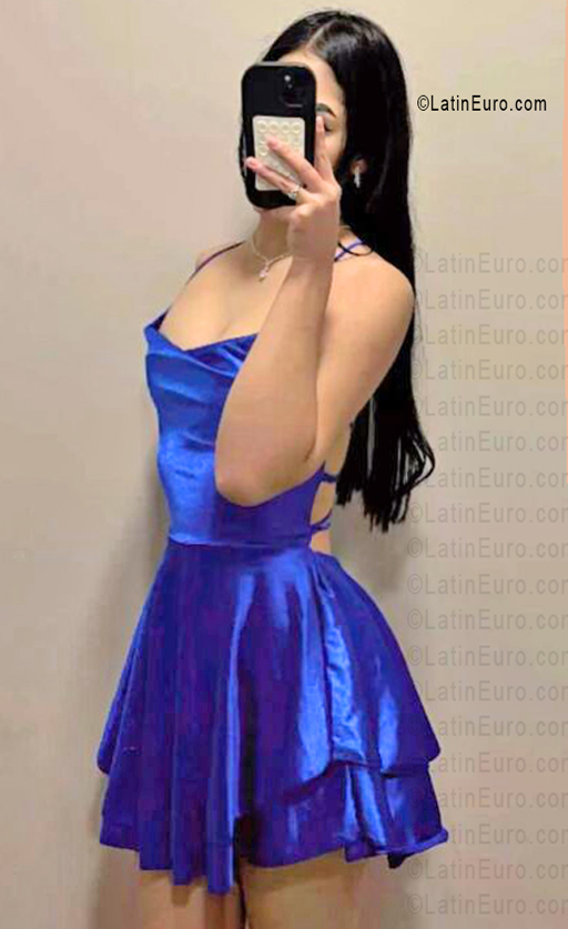 Date this hard body Peru girl Zaida from Lima PE2166