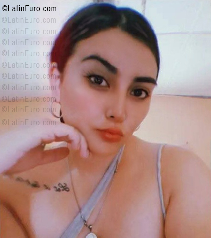 Date this cute Argentina girl Nina from Buenos Aires AR1012