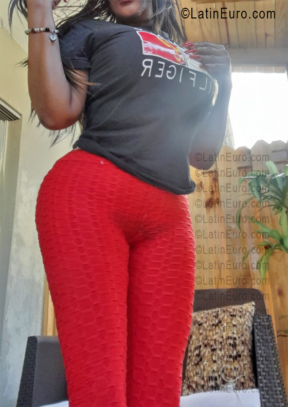 Date this cute Dominican Republic girl Catalina from Santo Domingo DO56509