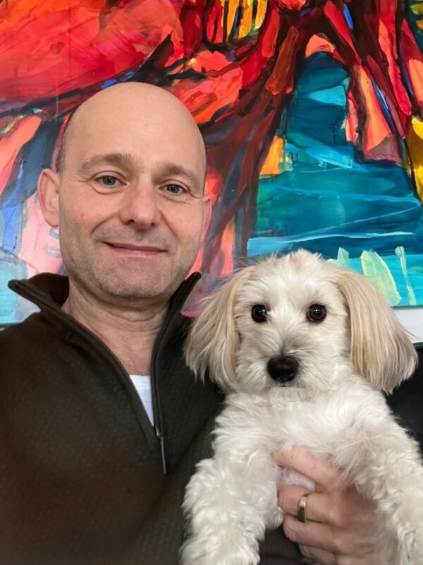 Date this hard body United States man Ferdinard from Amherst US25596