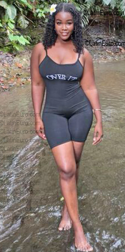 Date this fun Ecuador girl Narcisa from Esmeraldas EC1147