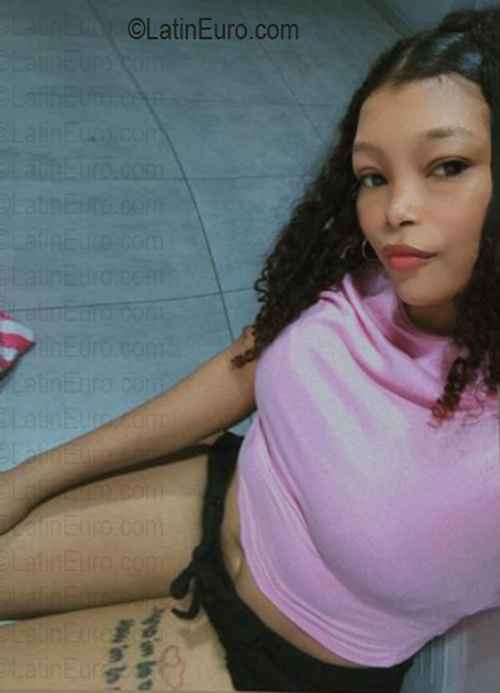 Date this cute Honduras girl Damaris from La Ceiba HN3015