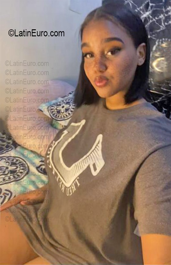 Date this delightful Dominican Republic girl Ashley from Santo Domingo DO56766