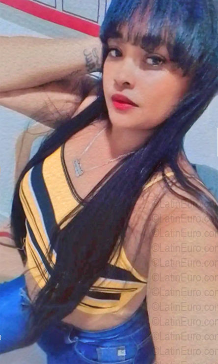 Date this young Dominican Republic girl Mayelin from Bonao DO56801