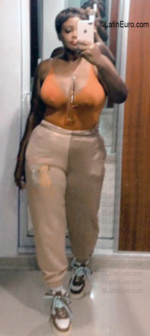 Date this athletic Dominican Republic girl Ana from San Pedro De Macor&amp;amp;amp;iacute;s DO56803