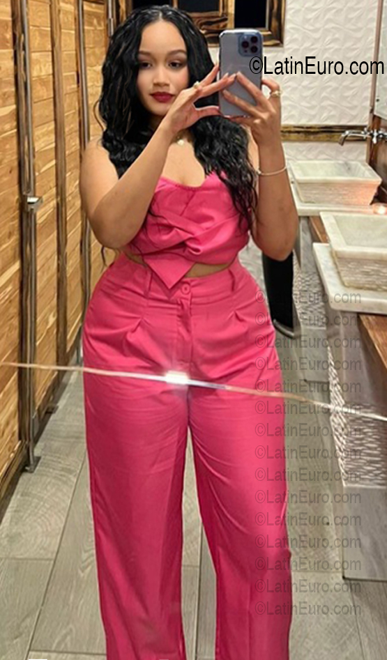 Date this happy Dominican Republic girl Rosa from Santiago DO56820