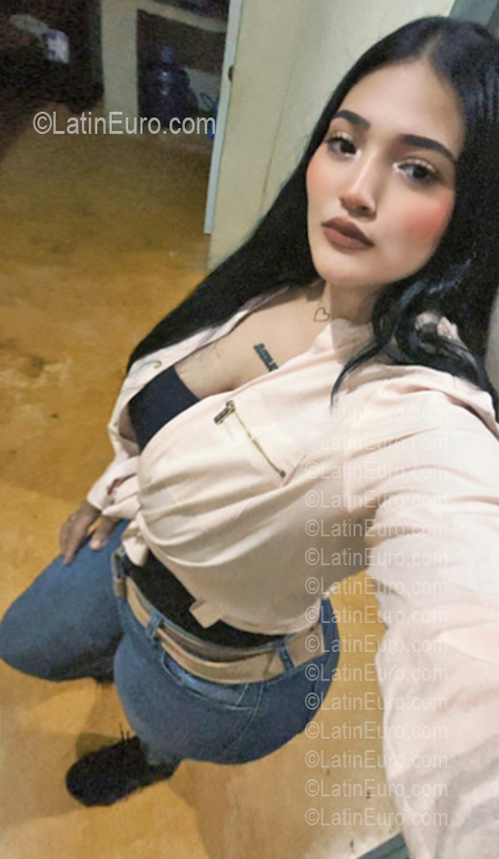 Date this delightful Dominican Republic girl Estrella from Santiago DO56834