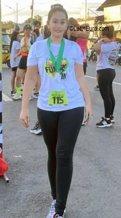 Date this funny Philippines girl Jeanivie from Ozamis City PH1097