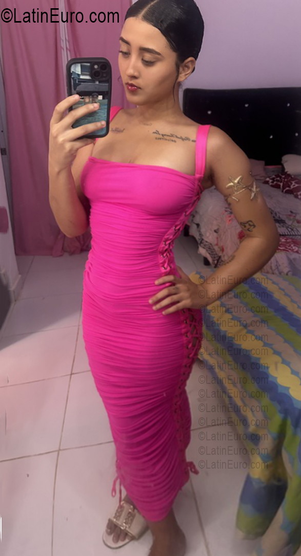 Date this young Dominican Republic girl Michelle from La Romana DO56883