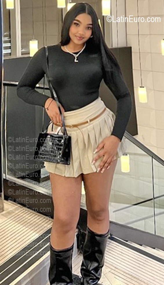 Date this young Dominican Republic girl Lachell from Santo Domingo DO56895