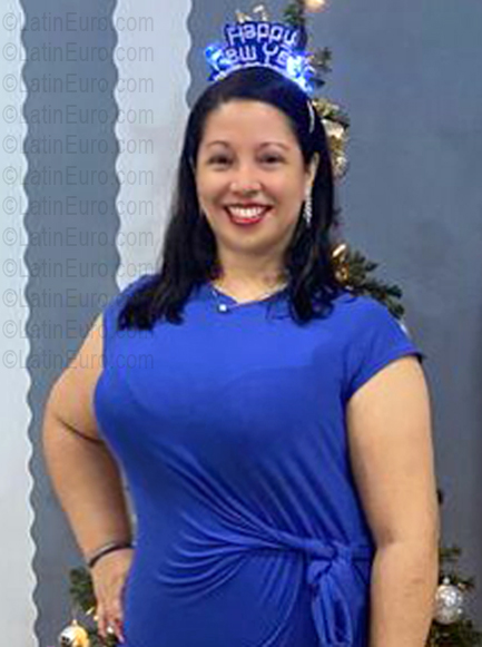 Date this cute Panama girl YARI from Panama PA1441