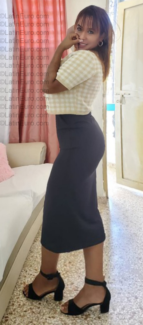 Date this foxy Dominican Republic girl Soribel from Santo Domingo DO57054