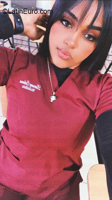 Date this good-looking Dominican Republic girl Lismary from Santiago DO57064