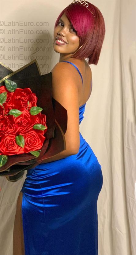 Date this georgeous Dominican Republic girl Sahory from Puerto Plata DO57112