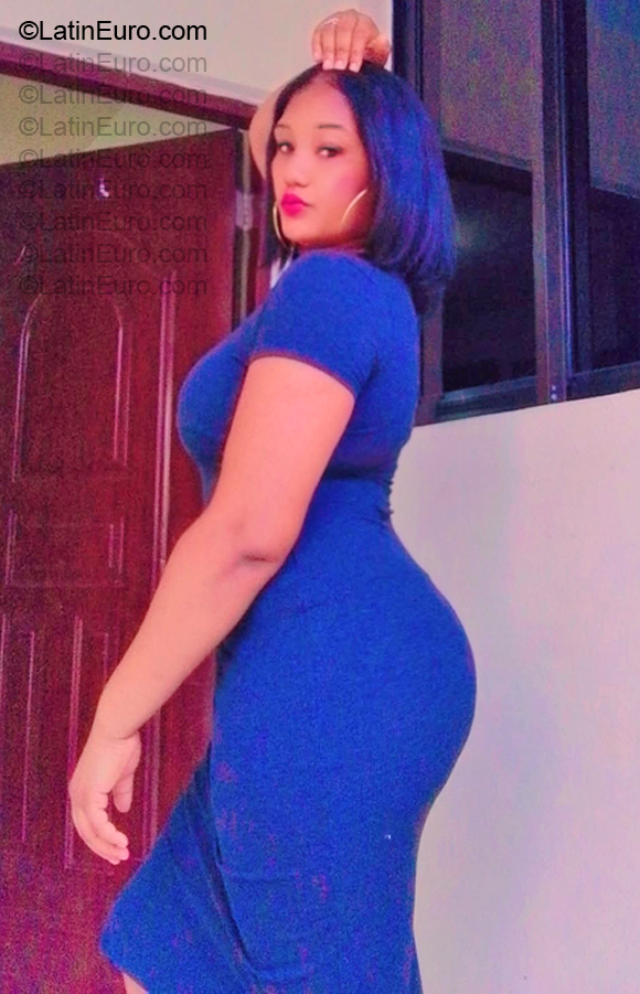 Date this tall Dominican Republic girl Ciss from Santiago DO57207