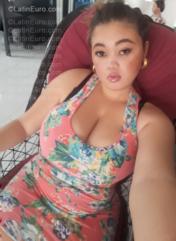 Date this charming Dominican Republic girl Lorena from Santiago DO57219