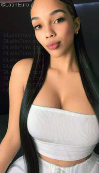 Date this cute Dominican Republic girl Any from Santo Domingo DO57331